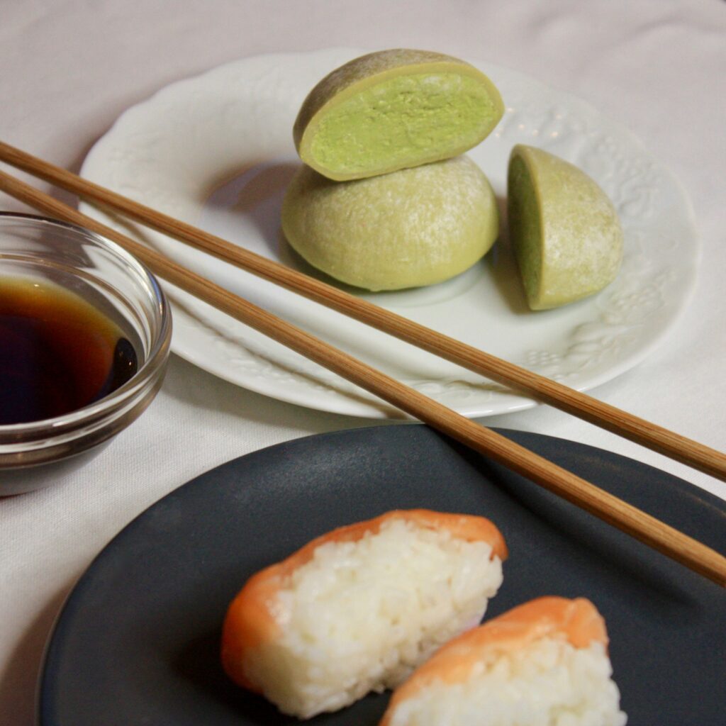 mochi glacé tiliz avec des sushis 