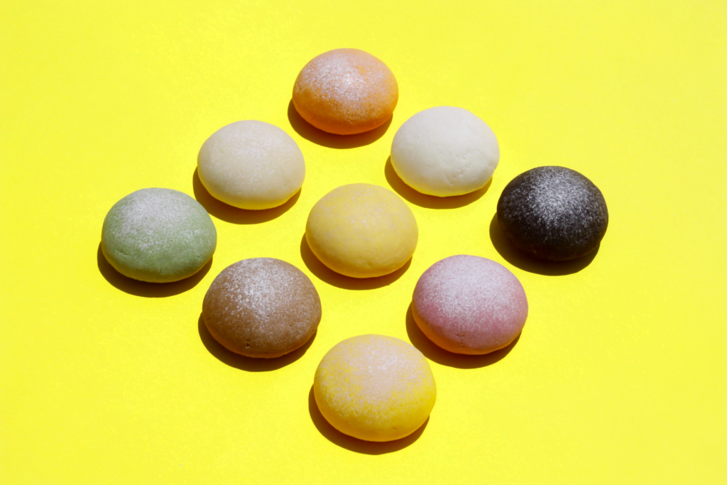 French dessert manufacturer : iced mochis flavors